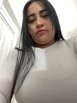 Miia Jazmin online show from October 2025 08:07:02 PM