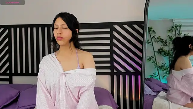 Savannah Cameron online show from February 2025 01:00:02 PM