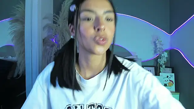 Snapshot of Freya_stonee chatting on July 2026 03:34:02 AM Freya stonee online show from July 2026 03:34:02 AM