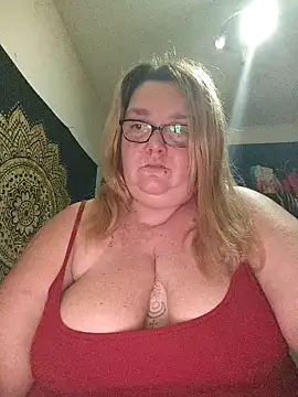 diosacurvy1984 online show from February 2026 10:52:02 PM