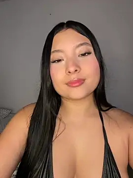 Snapshot of Sol_angel_ chatting on May 2026 01:17:01 PM Sol angel online show from May 2026 01:17:01 PM
