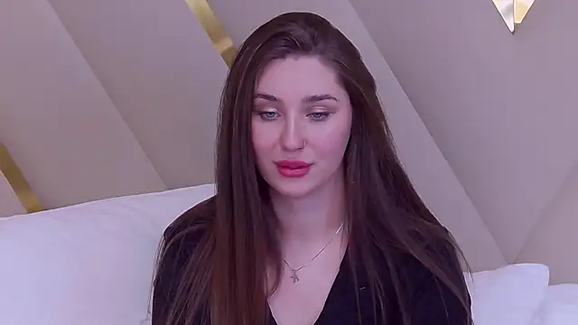 Snapshot of KiraBarlows chatting on February 2025 12:31:02 AM KiraBarlows online show from February 2025 12:31:02 AM