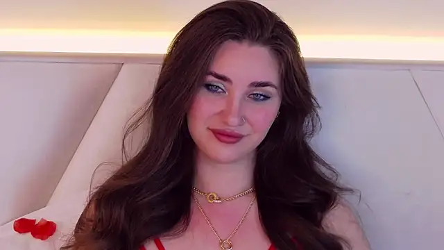 Snapshot of KiraBarlows chatting on February 2025 01:23:02 AM KiraBarlows online show from February 2025 01:23:02 AM