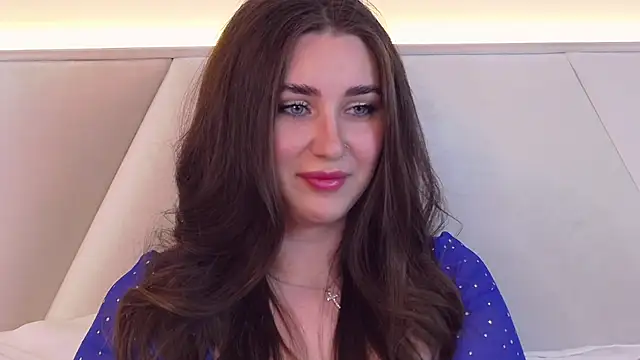 Snapshot of KiraBarlows chatting on February 2025 12:46:01 AM KiraBarlows online show from February 2025 12:46:01 AM