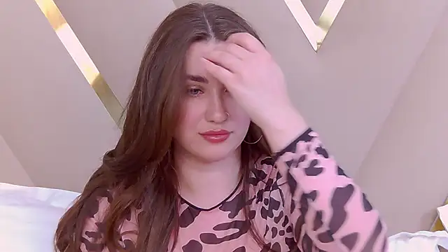 Snapshot of KiraBarlows chatting on March 2025 08:51:02 PM KiraBarlows online show from March 2025 08:51:02 PM