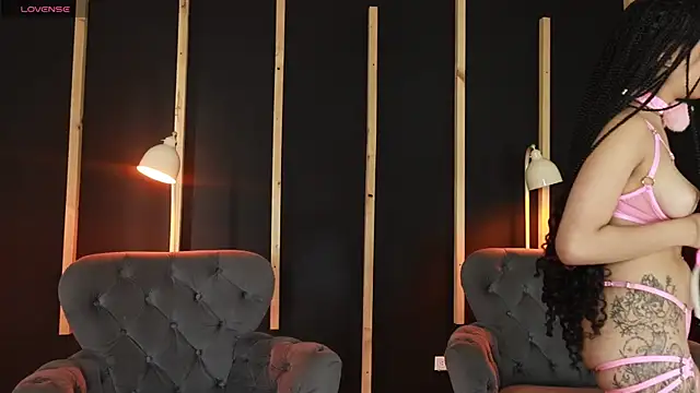 Snapshot of camilapersy chatting on February 2025 01:25:02 PM camilapersy online show from February 2025 01:25:02 PM