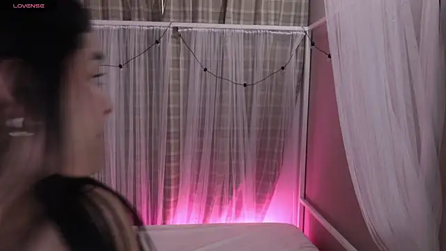 Snapshot of camilapersy chatting on January 2026 12:43:01 PM camilapersy online show from January 2026 12:43:01 PM