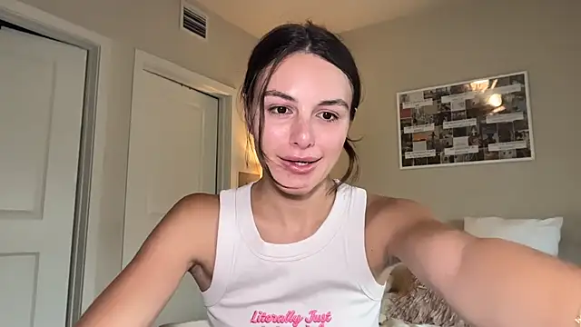 graciesmith27 online show from April 2026 05:41:02 PM