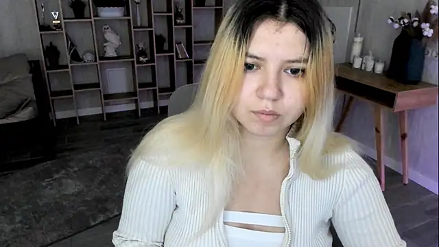 DiaAngell online show from November 2025 07:26:01 PM