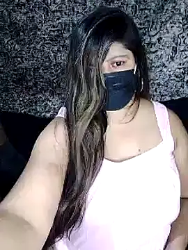 Snapshot of Lovely_WINDI chatting on February 2025 08:54:01 PM Lovely WINDI online show from February 2025 08:54:01 PM