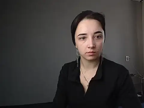 Eva Gloryy online show from February 2025 10:48:01 AM