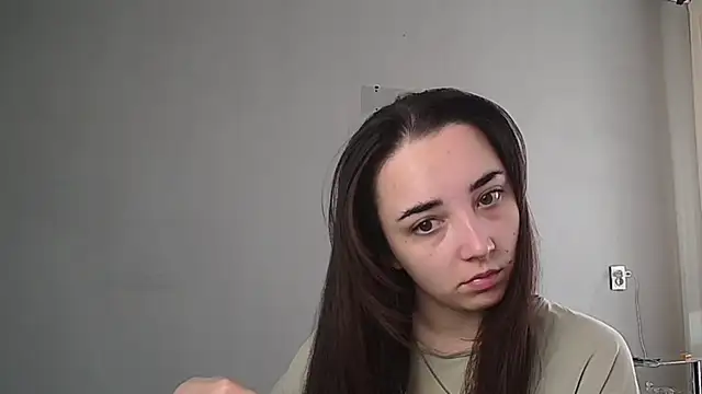 Eva Gloryy online show from March 2026 11:49:01 AM