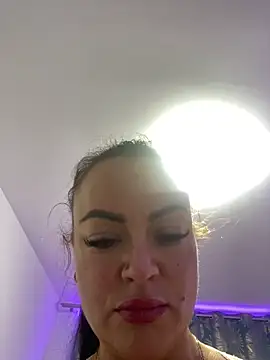 HotLivv69 online show from September 2025 08:21:02 PM