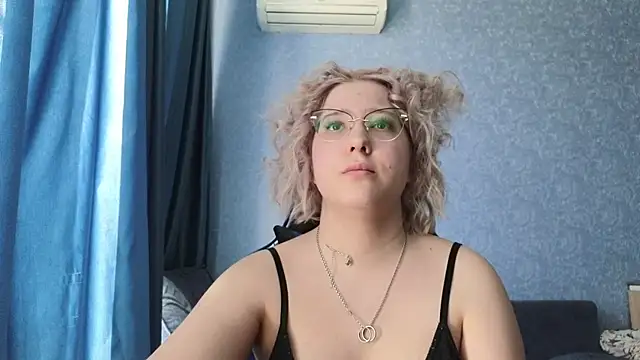 HotBrandyX online show from April 2026 07:45:01 AM