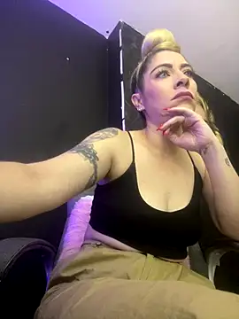 viktoria davis  online show from September 2025 01:16:02 AM