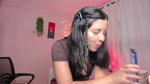 Snapshot of byanabrown chatting on February 2026 12:51:02 AM byanabrown online show from February 2026 12:51:02 AM