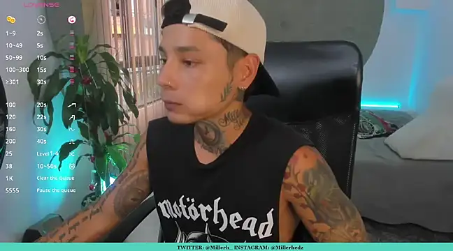 Snapshot of tattokoi chatting on March 2025 08:42:02 PM tattokoi online show from March 2025 08:42:02 PM