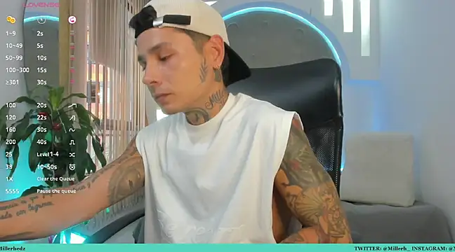 Snapshot of tattokoi chatting on March 2025 10:05:02 PM tattokoi online show from March 2025 10:05:02 PM