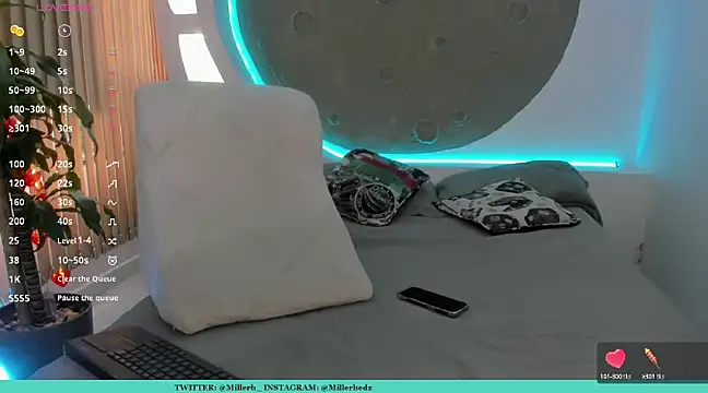 Snapshot of tattokoi chatting on March 2025 08:11:02 PM tattokoi online show from March 2025 08:11:02 PM