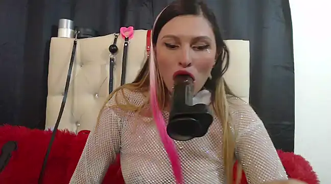 sachaclinford online show from February 2025 10:24:01 PM