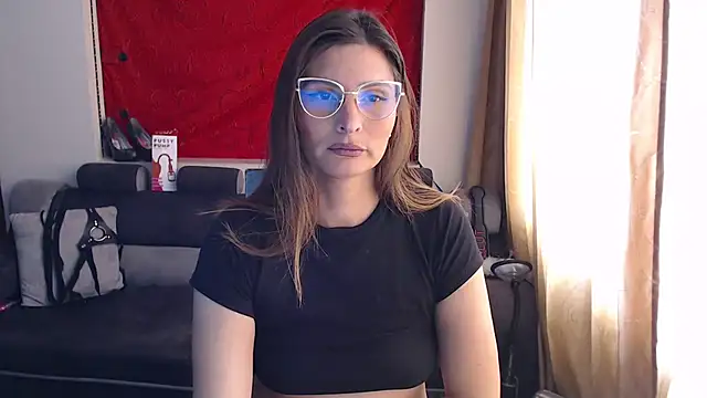 sachaclinford online show from September 2025 07:06:02 PM