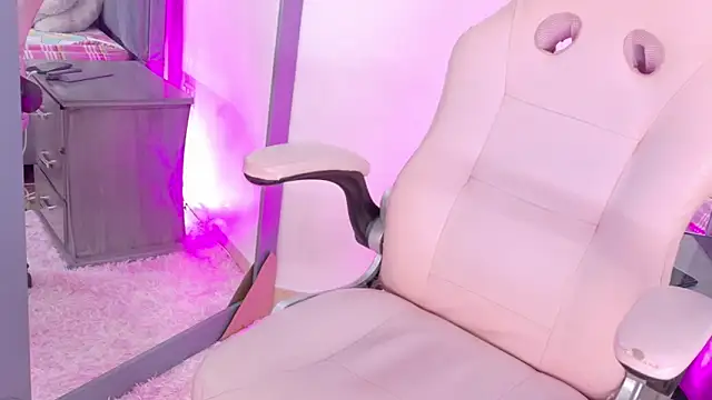 adry moris online show from March 2025 04:26:01 AM