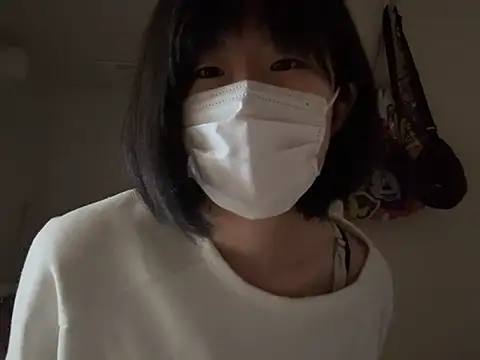 Snapshot of riri_riri_jp chatting on June 2026 07:18:01 AM riri riri jp online show from June 2026 07:18:01 AM