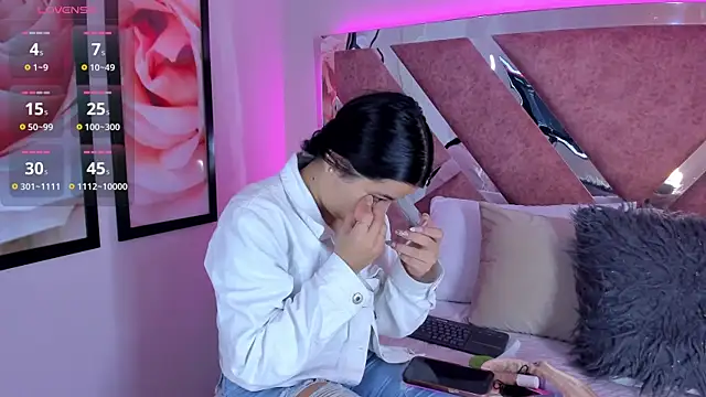 Snapshot of ValeriaOrtega chatting on October 2025 11:40:01 AM ValeriaOrtega online show from October 2025 11:40:01 AM