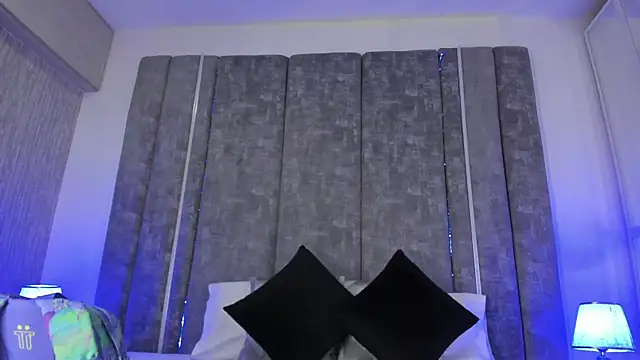 Snapshot of ValeriaOrtega chatting on October 2025 11:40:01 AM ValeriaOrtega online show from October 2025 11:40:01 AM