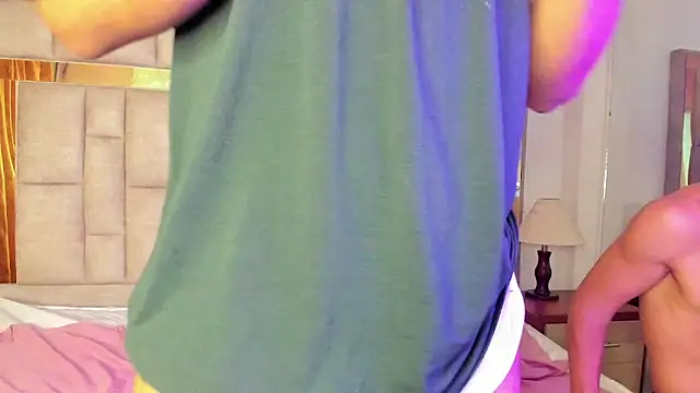 Snapshot of DanteAndKyle chatting on March 2025 02:37:02 AM DanteAndKyle online show from March 2025 02:37:02 AM