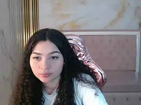 shalon diaz s online show from March 2025 01:06:02 PM