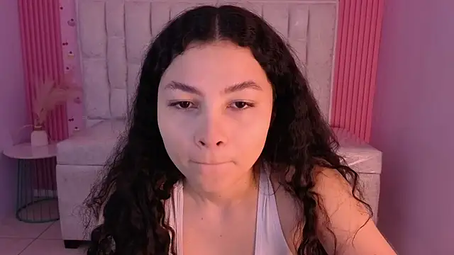 shalon diaz s online show from February 2026 01:07:02 PM