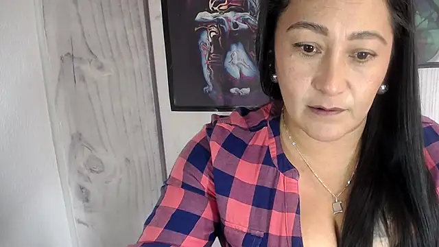 JULIANAWET69 online show from October 2025 05:30:02 PM