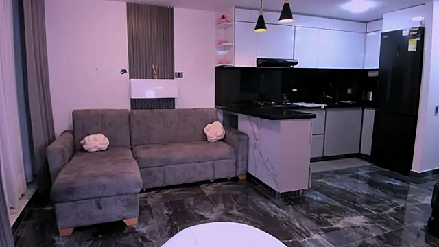 1lubonnie online show from September 2025 12:43:02 AM