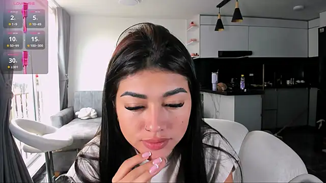 1lubonnie online show from November 2025 09:53:01 PM