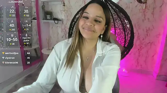 victoria  floyd online show from January 2025 01:48:01 AM