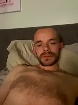 Snapshot of wyattstone chatting on September 2025 12:58:02 AM wyattstone online show from September 2025 12:58:02 AM