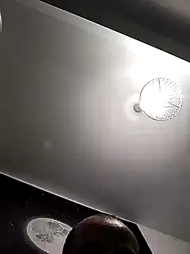 Snapshot of wyattstone chatting on October 2025 02:10:01 AM wyattstone online show from October 2025 02:10:01 AM