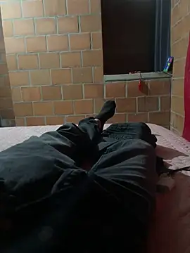 Avila67 online show from February 2026 12:32:01 AM