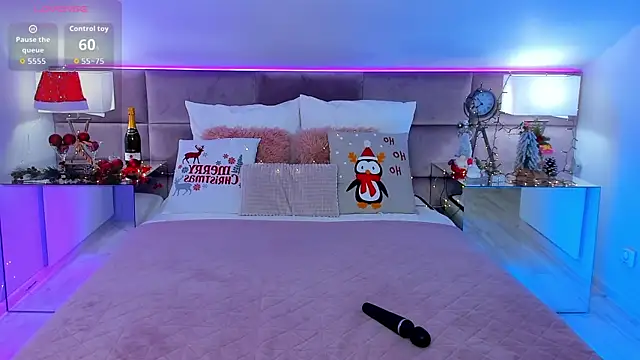 Snapshot of SusanBlair chatting on December 2025 01:28:02 PM SusanBlair online show from December 2025 01:28:02 PM