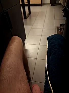 Snapshot of guilove5 chatting on January 2025 08:30:02 PM guilove5 online show from January 2025 08:30:02 PM