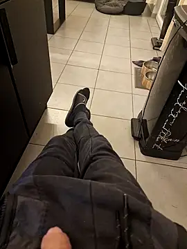 Snapshot of guilove5 chatting on January 2025 07:09:02 PM guilove5 online show from January 2025 07:09:02 PM