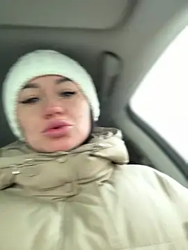 Snapshot of _Vaali_ chatting on January 2025 03:15:01 AM Vaali online show from January 2025 03:15:01 AM