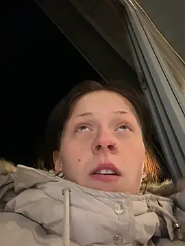 Ciara2004 online show from November 2025 04:40:02 PM