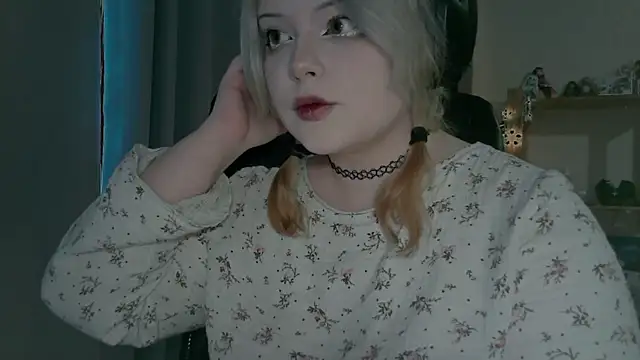 Snapshot of Electro_doll chatting on February 2025 10:50:02 AM Electro doll online show from February 2025 10:50:02 AM