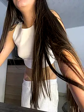 Snapshot of astrid_ chatting on October 2025 11:33:02 AM astrid online show from October 2025 11:33:02 AM