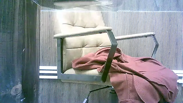 Greeneyes0820 online show from April 2026 06:09:01 PM