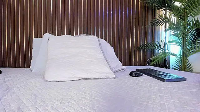 elevensky online show from April 2026 07:58:02 PM