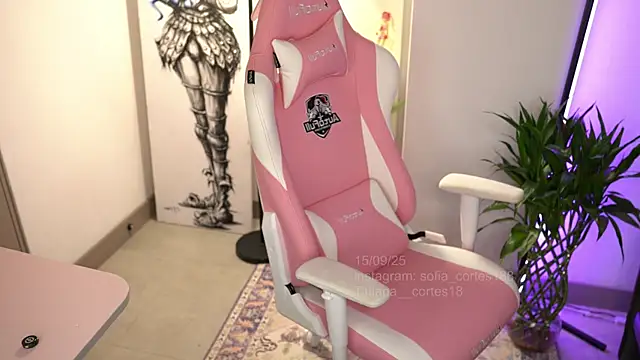 tatiana  cortes18 online show from September 2025 05:02:01 PM