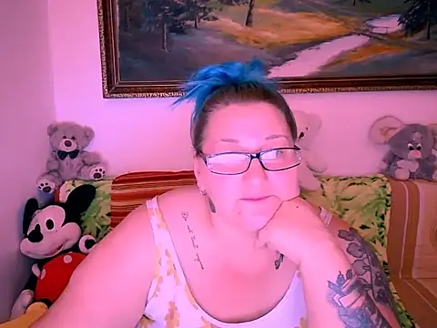 mayamayx online show from October 2025 05:23:02 PM